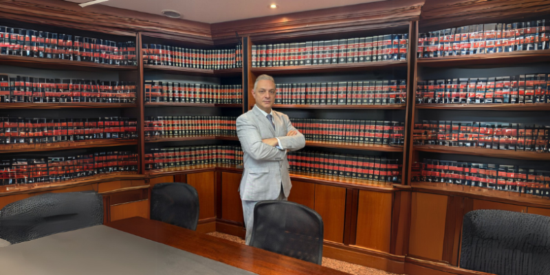 Leonardo Manzan explica que o IVA brasileiro impacta a contratação de serviços tecnológicos avançados ao redefinir bases e créditos.