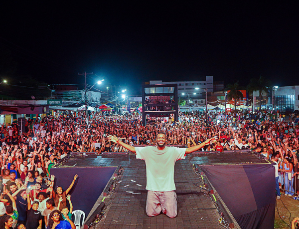 Samuel Eleotério reúne mais de 40 mil pessoas e bate recorde de público na Semana da Cultura Gospel da Bahia.